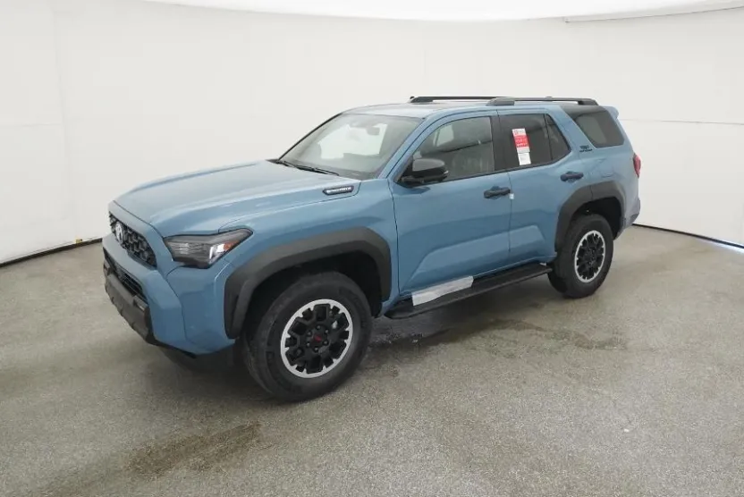 2025 Toyota 4Runner TRD Off-Road Premium photo 1