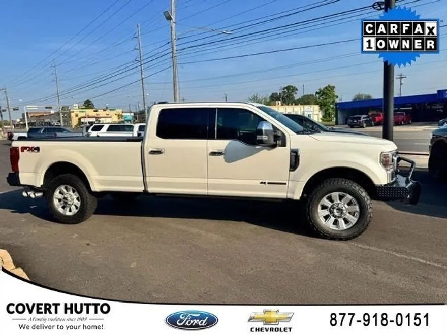 2022 Ford F-350 Platinum photo 1