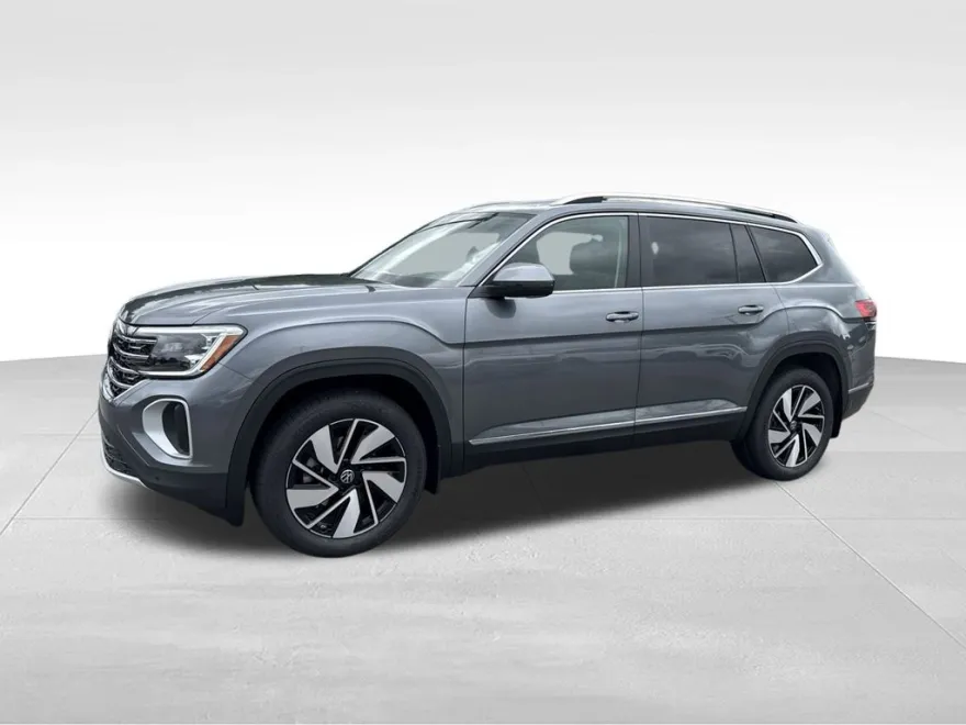 2025 Volkswagen Atlas SEL photo 1