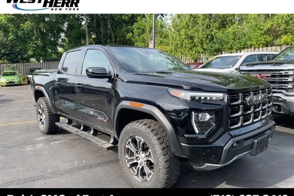 2023 Gmc Canyon AT4 photo 1