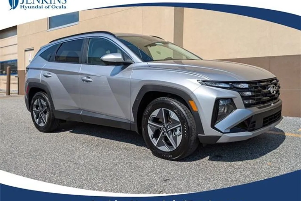 2025 Hyundai Tucson SEL photo 1