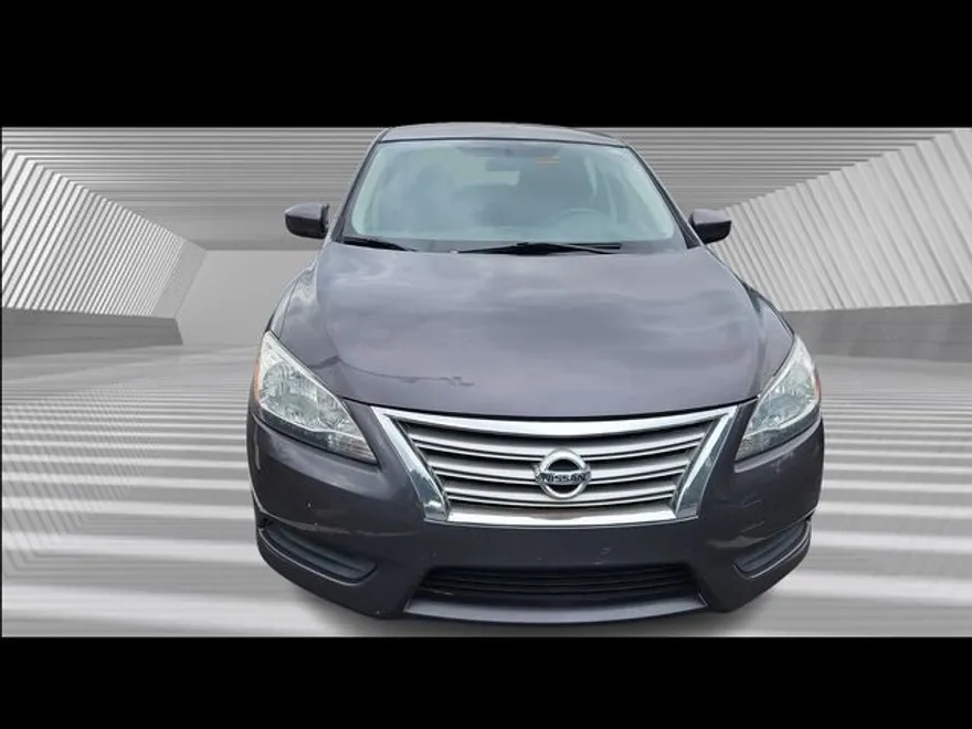 2015 Nissan Sentra SV photo 1