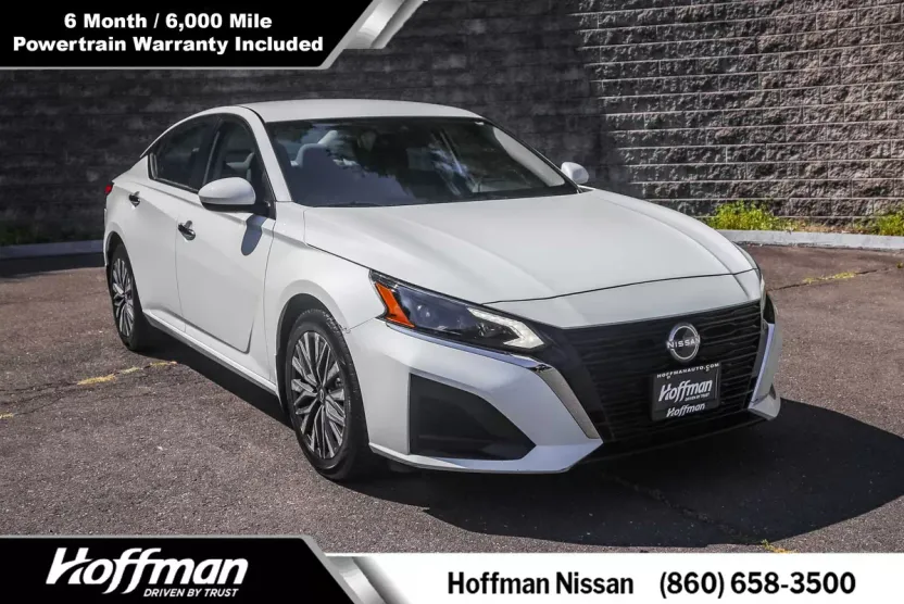 2023 Nissan Altima 2.5 SV photo 1