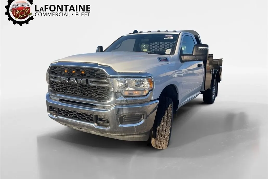2024 Ram 2500 Tradesman photo 1