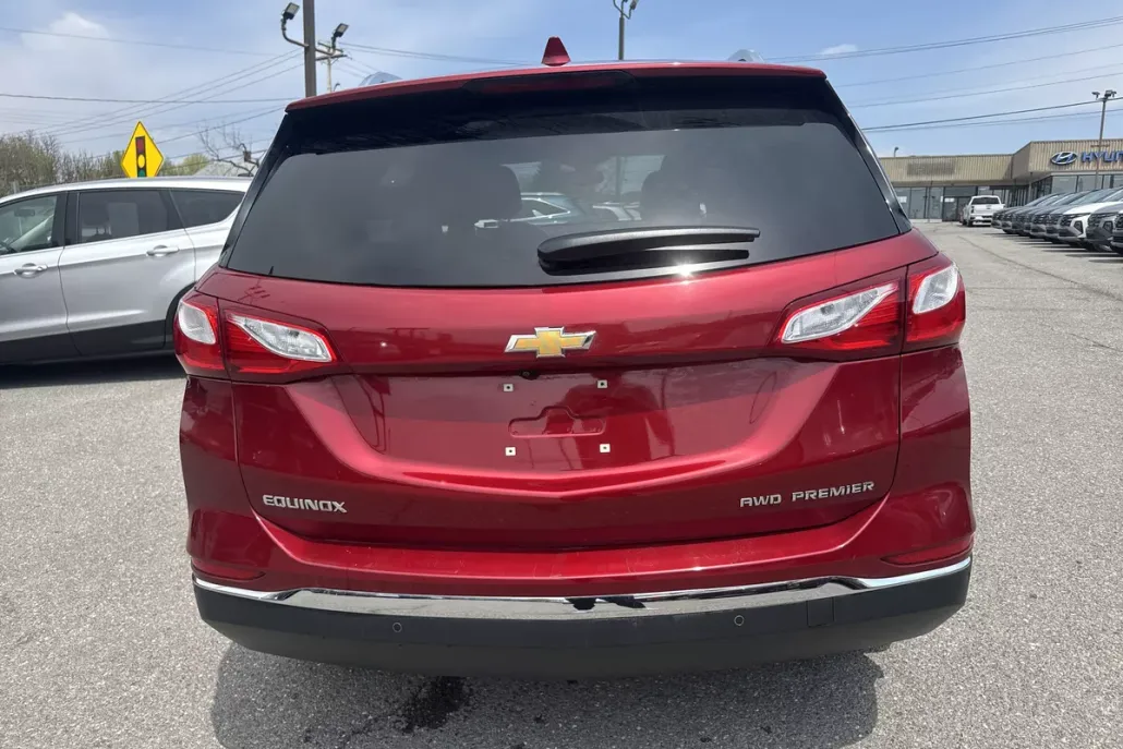 2021 Chevrolet Equinox Premier photo 1