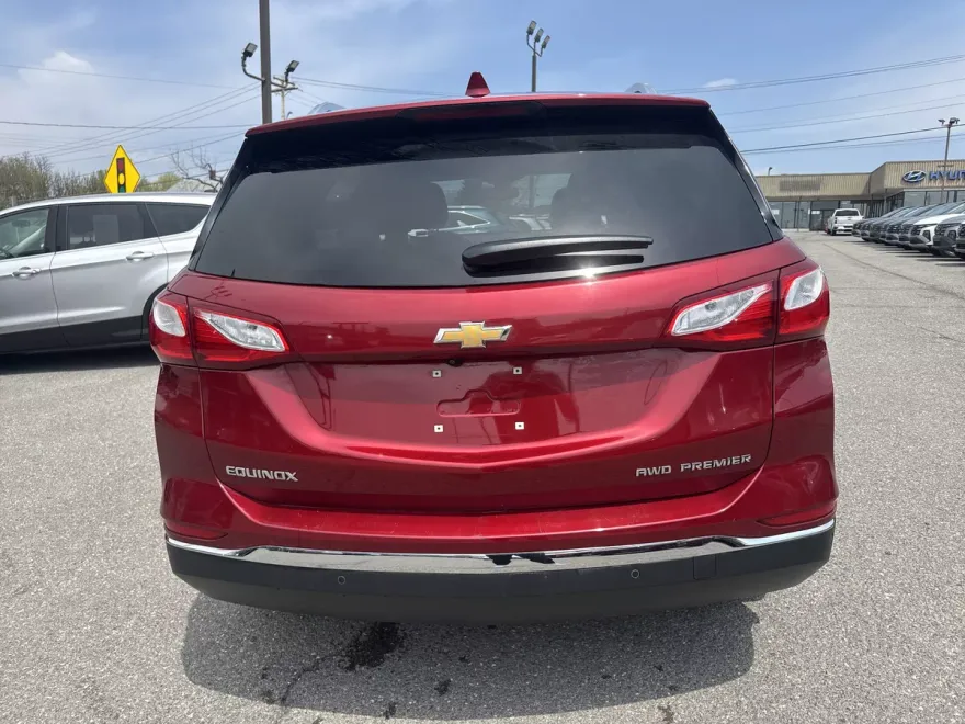 2021 Chevrolet Equinox Premier photo 1