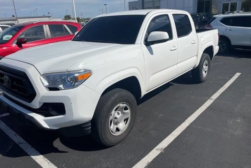 2023 Toyota Tacoma SR V6 photo 1