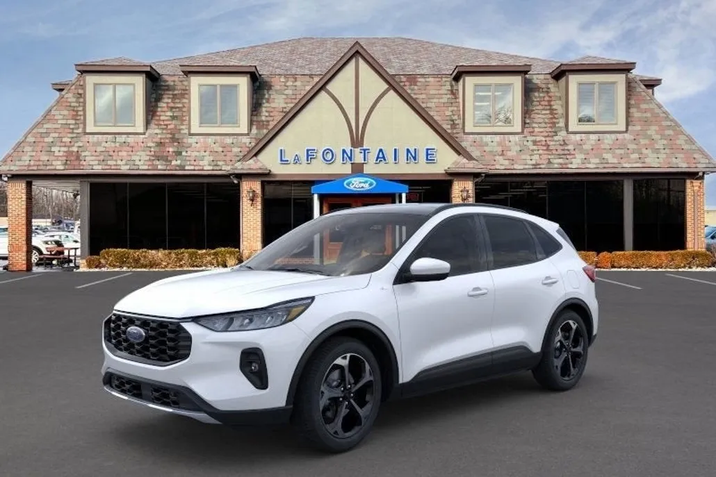 2025 Ford Escape Hybrid ST-Line Select photo 1