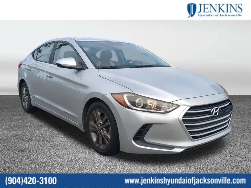 2018 Hyundai Elantra SEL photo 1