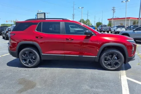2026 Chevrolet Equinox LT photo 1