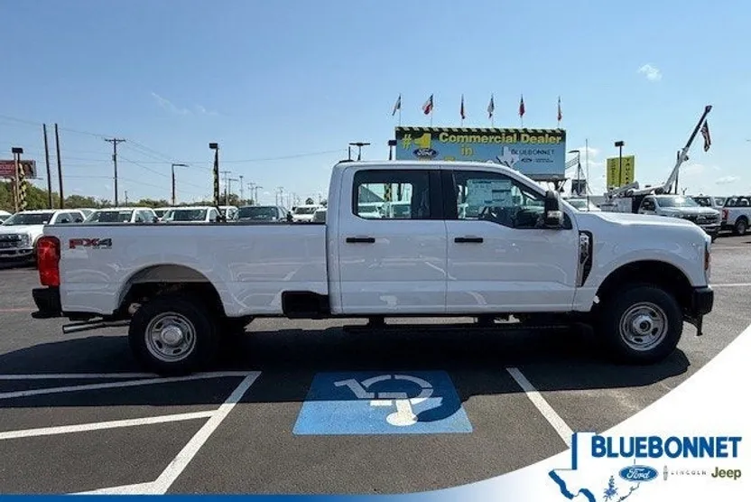 2026 Ford F-250 XL photo 1