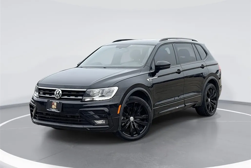2021 Volkswagen Tiguan SE R-Line Black photo 1