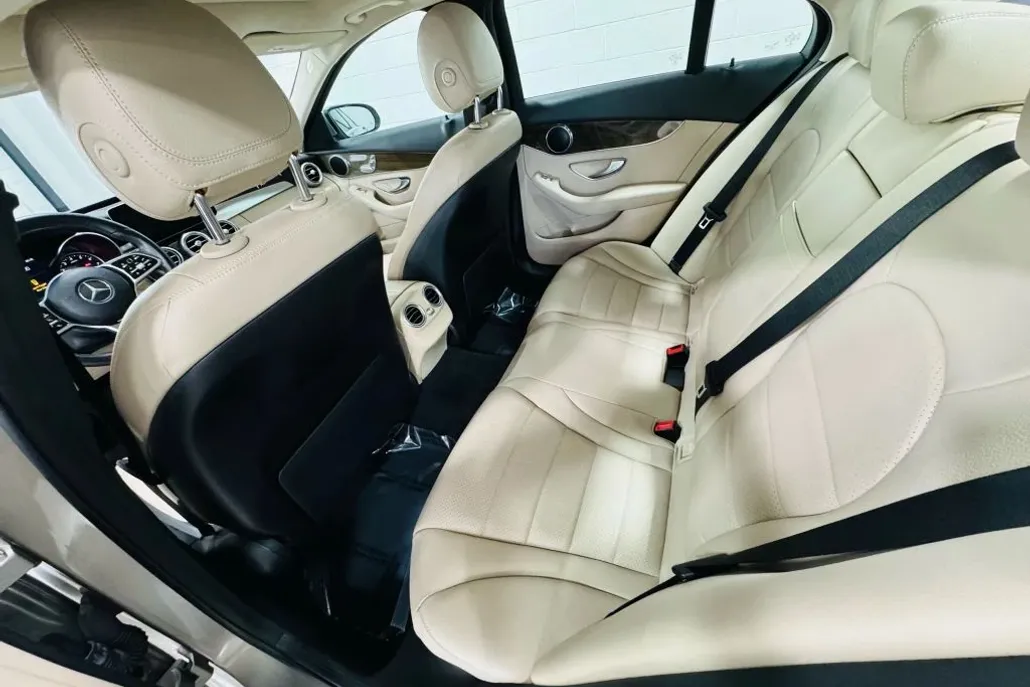 2019 Mercedes Benz C 300 Sedan photo 1