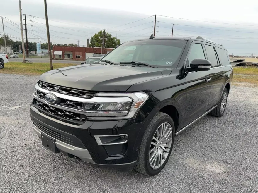 2022 Ford Expedition MAX Limited photo 1