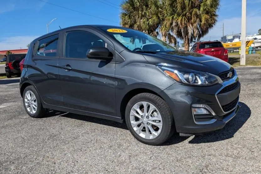2022 Chevrolet Spark 1LT photo 1