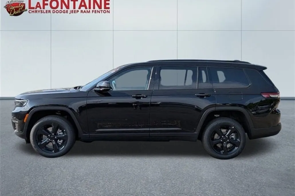 2025 Jeep Grand Cherokee Limited photo 1