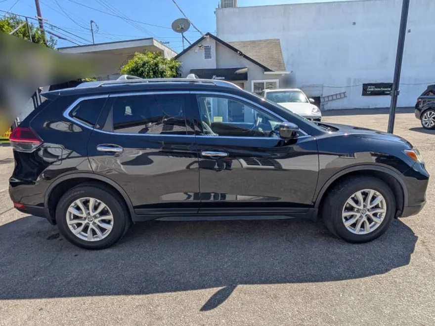 2020 Nissan Rogue S photo 1