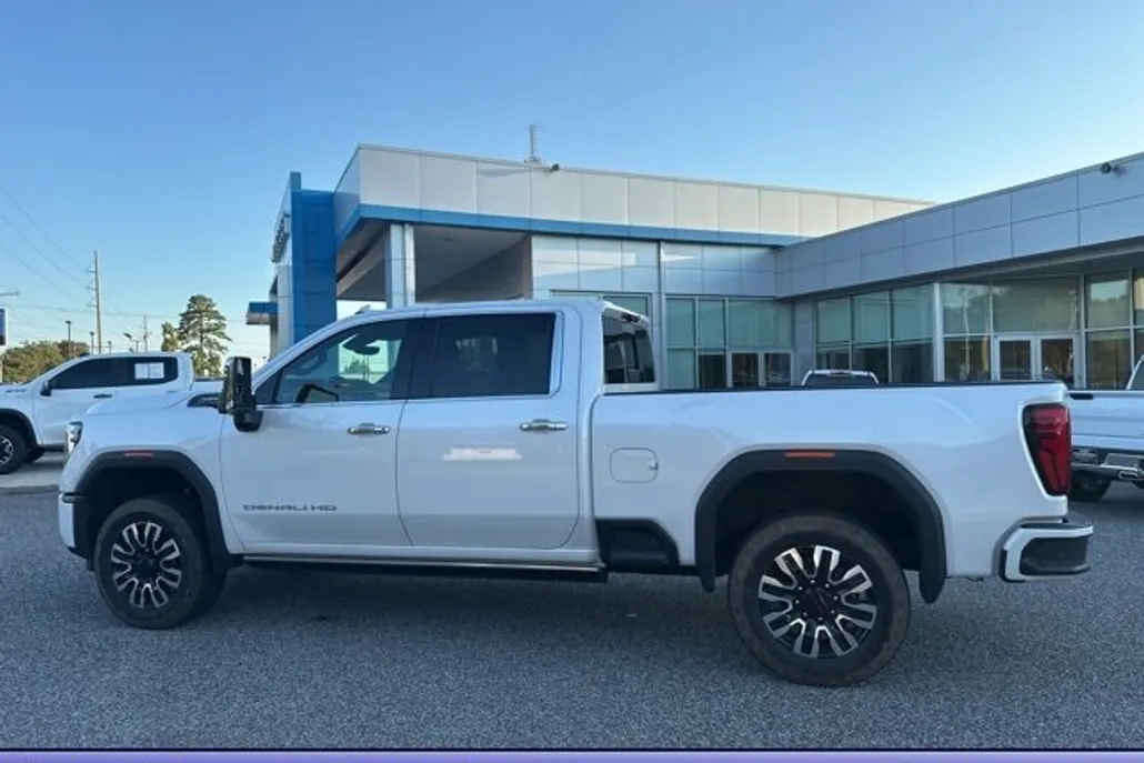 2024 Gmc Sierra 2500 HD Denali Ultimate photo 1