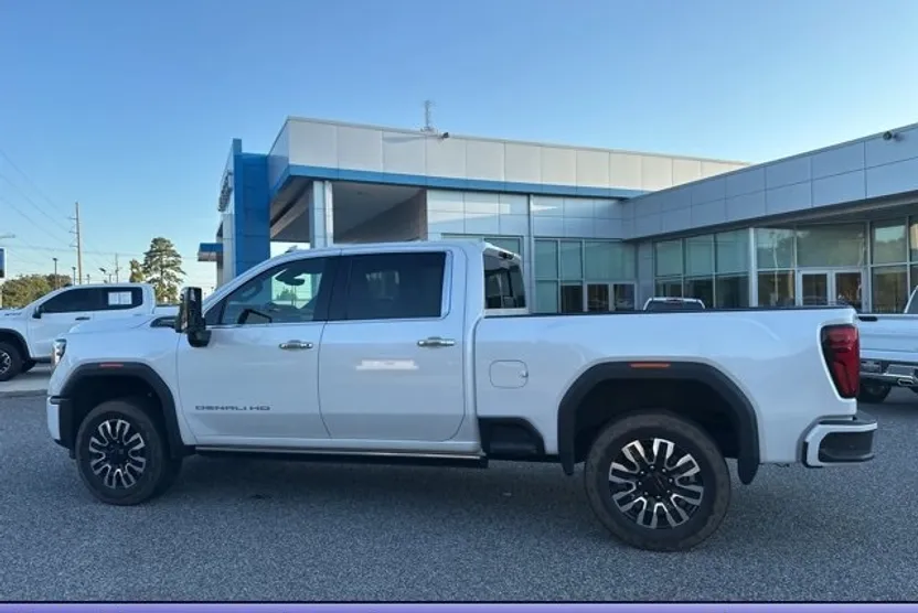 2024 Gmc Sierra 2500 HD Denali Ultimate photo 1