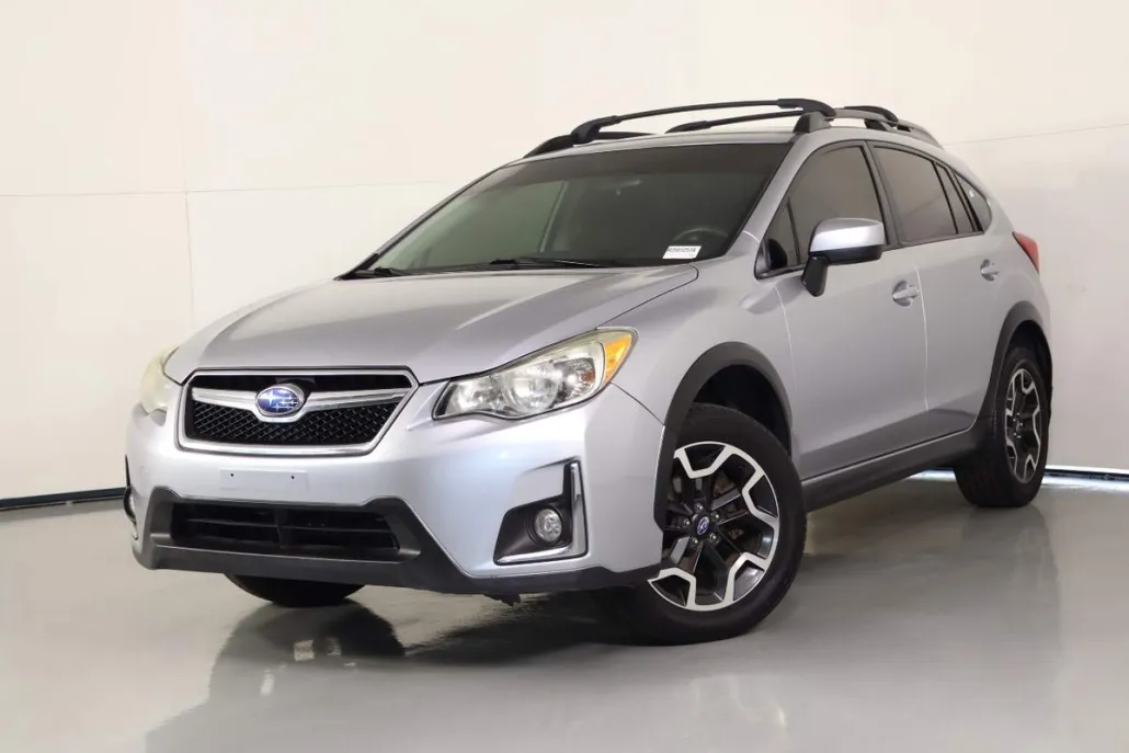 2017 Subaru Crosstrek 2.0i Premium photo 1