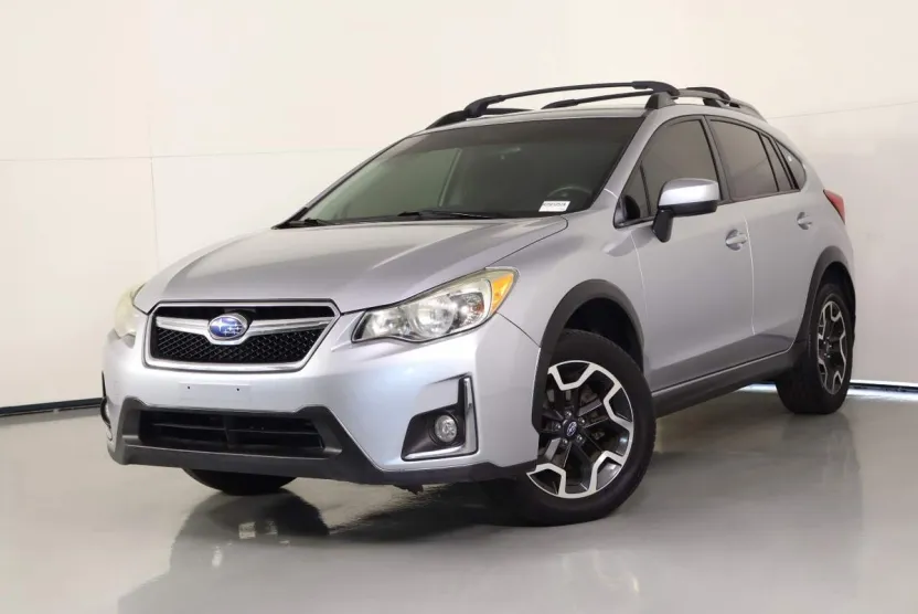 2017 Subaru Crosstrek 2.0i Premium photo 1