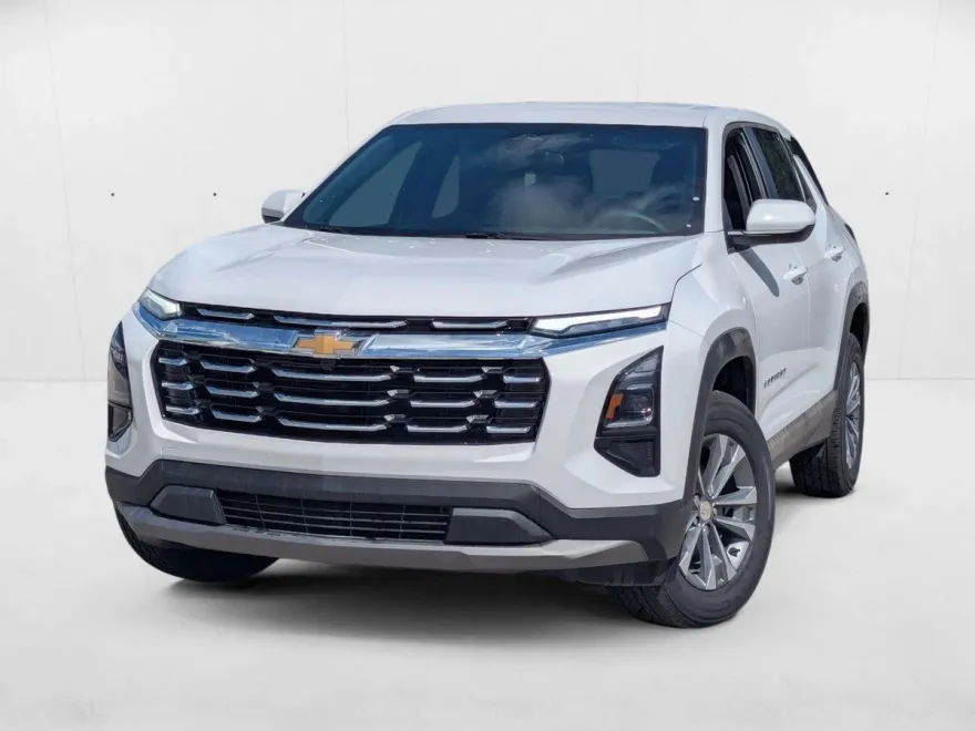 2026 Chevrolet Equinox LT photo 1