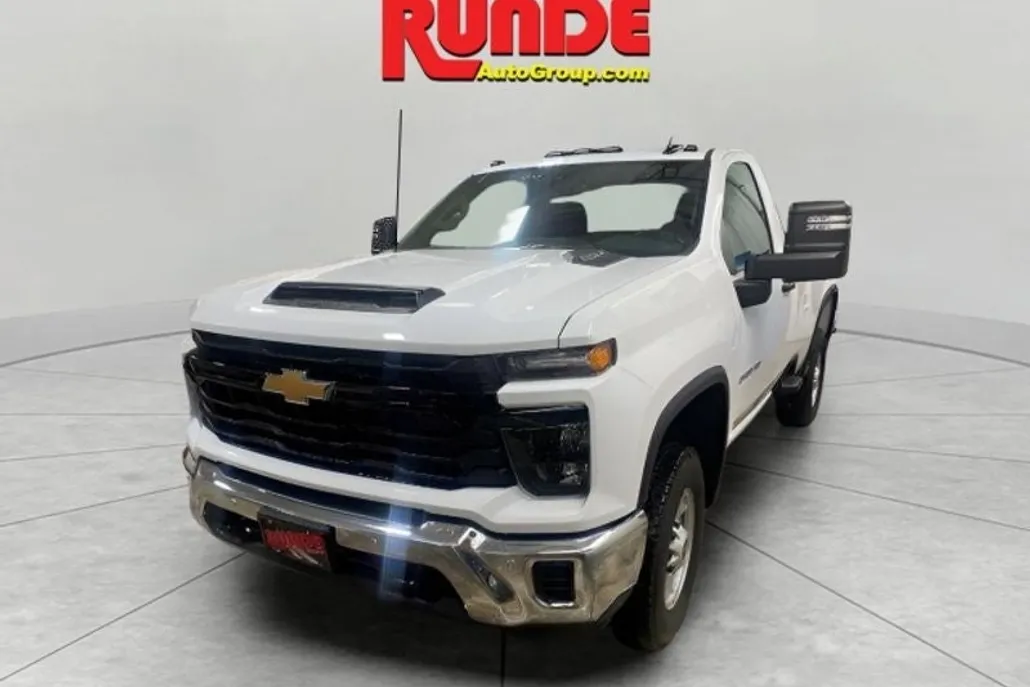 2025 Chevrolet Silverado 2500HD Work Truck photo 1
