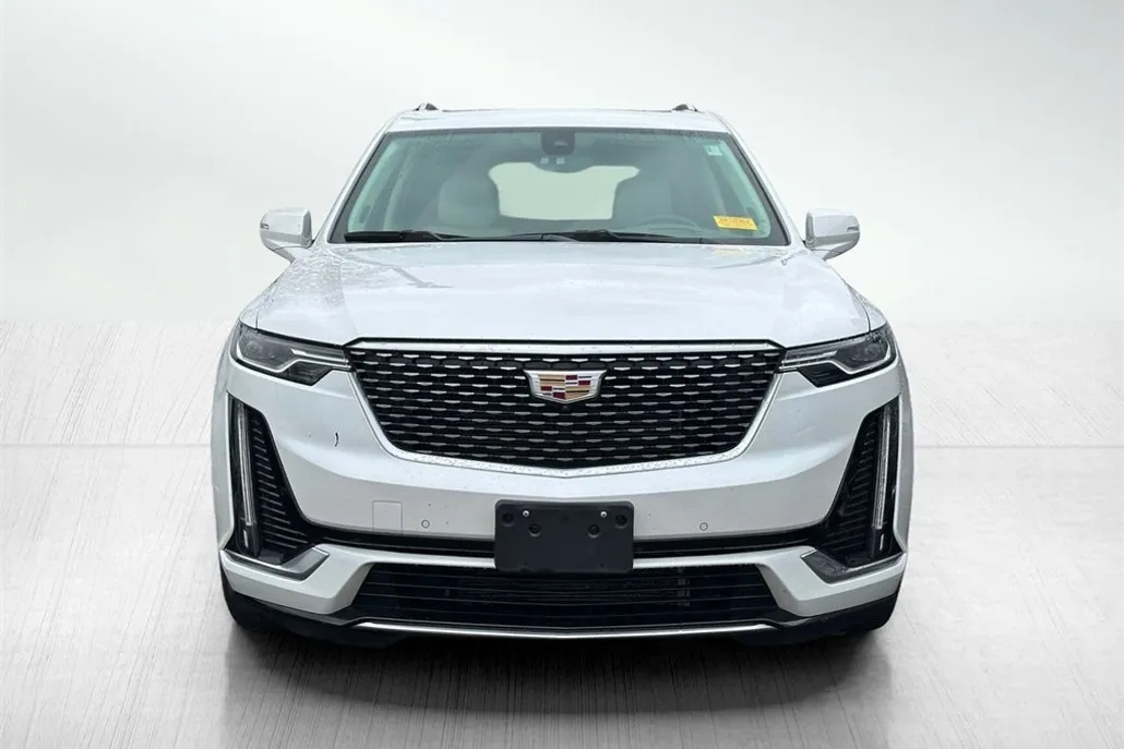 2022 Cadillac XT6 Premium Luxury photo 1