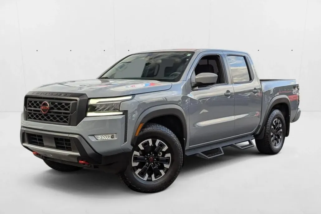 2024 Nissan Frontier PRO-X Crew Cab photo 1