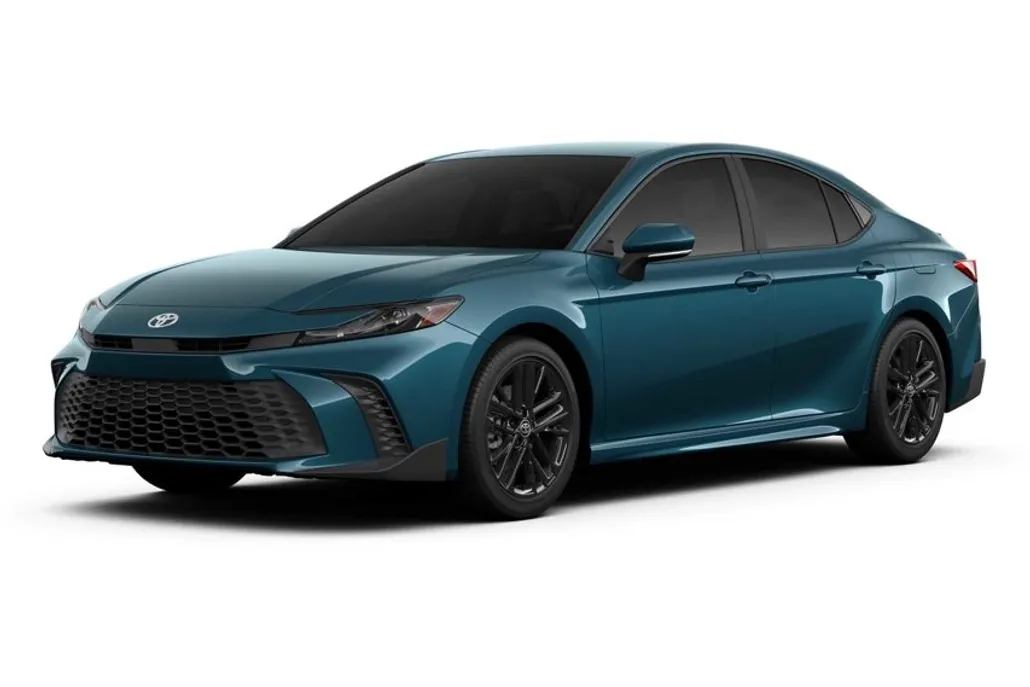 2025 Toyota Camry Hybrid SE photo 1