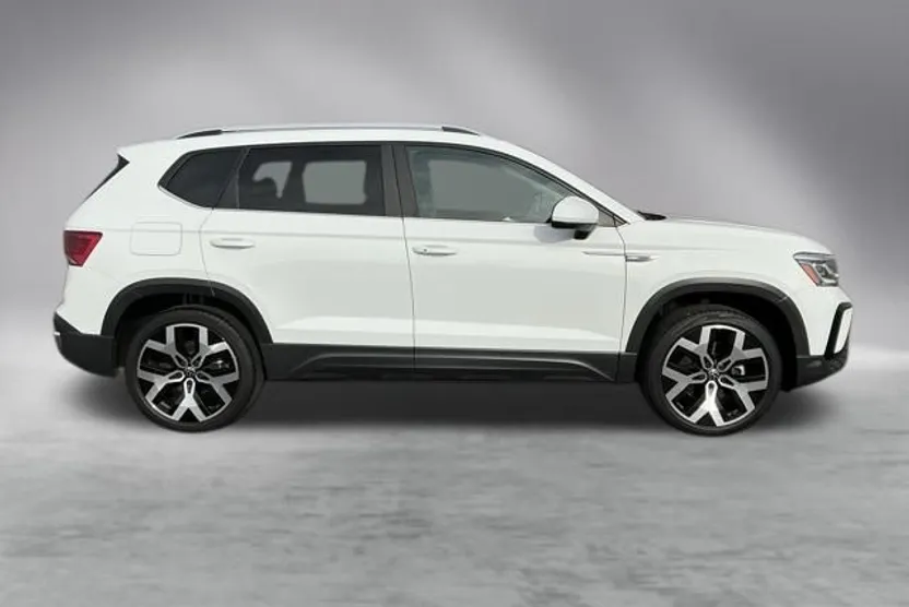 2022 Volkswagen Taos SEL SEL photo 1