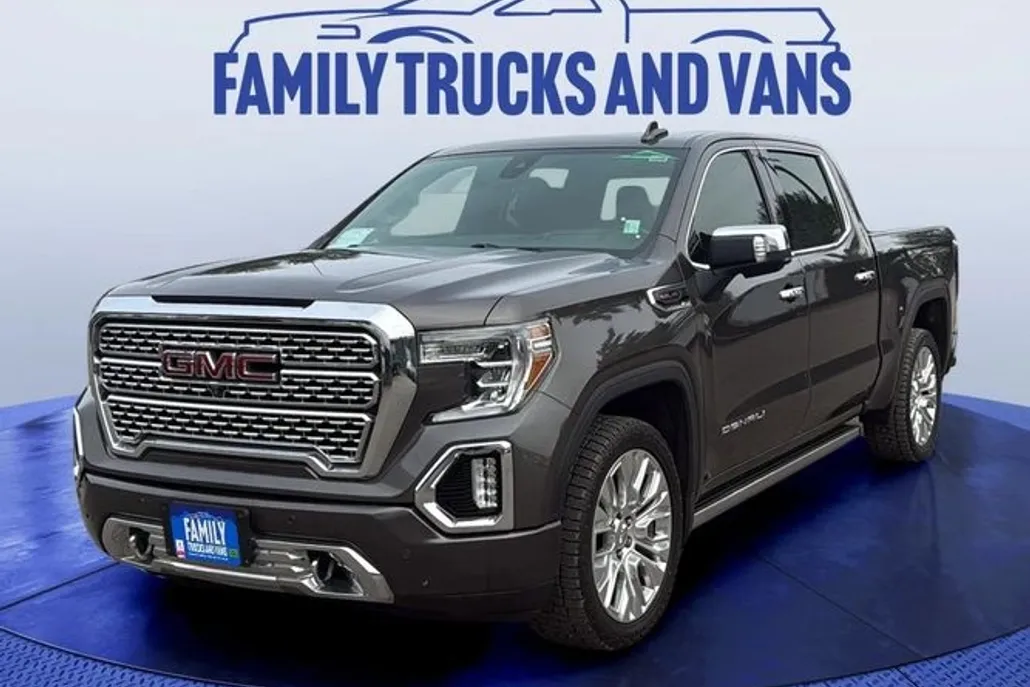 2023 Chevrolet Silverado 1500 LTZ photo 1