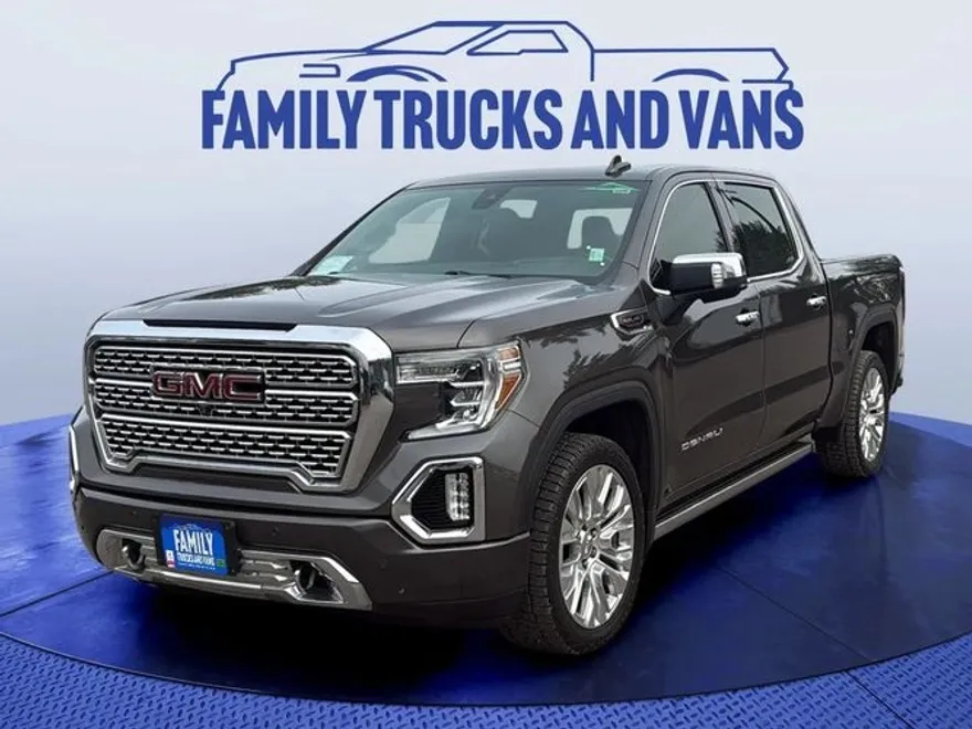 2023 Chevrolet Silverado 1500 LTZ photo 1