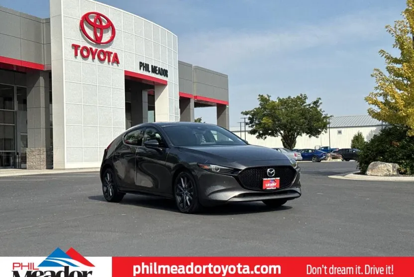 2021 Mazda Mazda3 Hatchback Premium photo 1