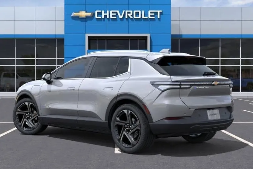 2026 Chevrolet Equinox EV 1LT photo 1