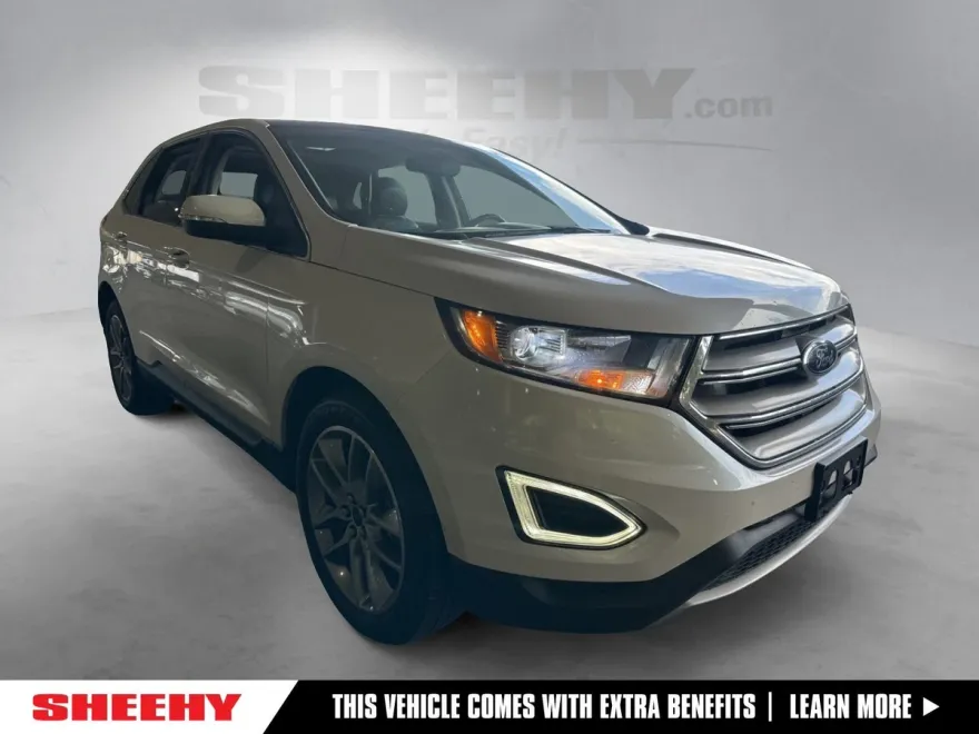 2017 Ford Edge Titanium photo 1