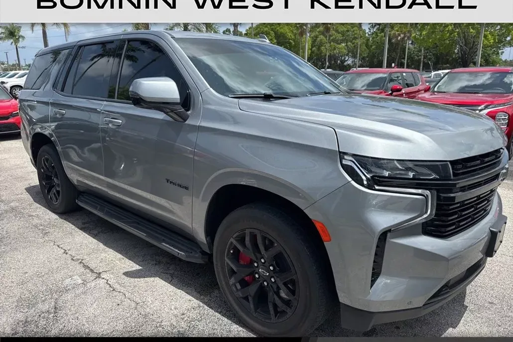 2023 Chevrolet Tahoe RST photo 1