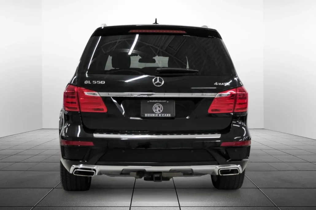2015 Mercedes Benz GL 550 photo 1