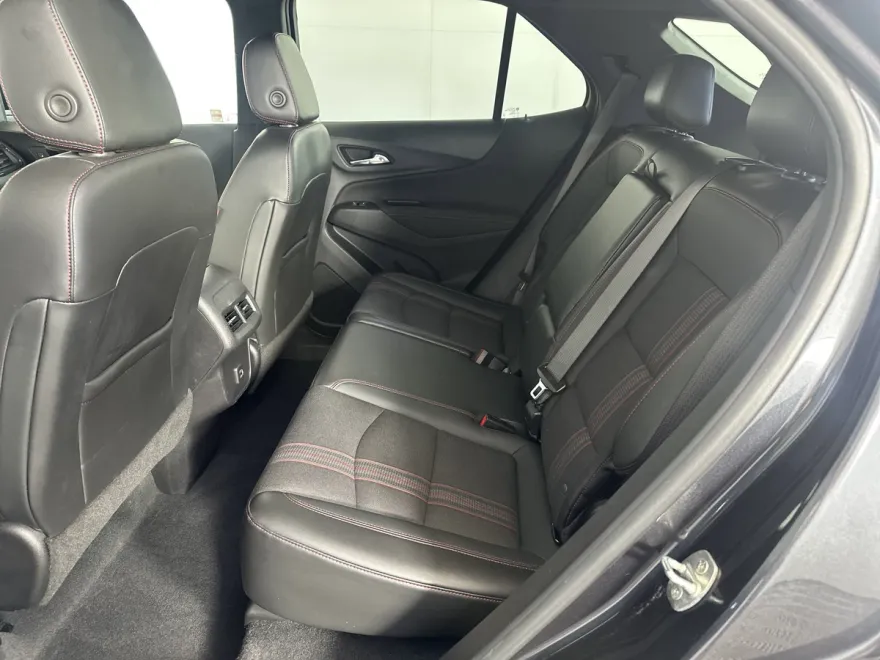 2022 Chevrolet Equinox RS photo 1