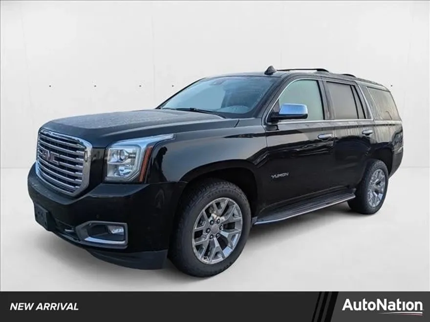 2017 Gmc Yukon SLT photo 1