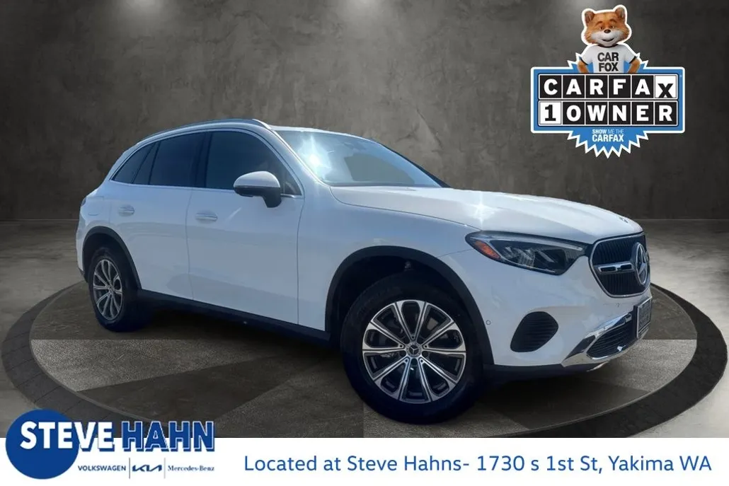 2024 Mercedes Benz GLC 300 photo 1
