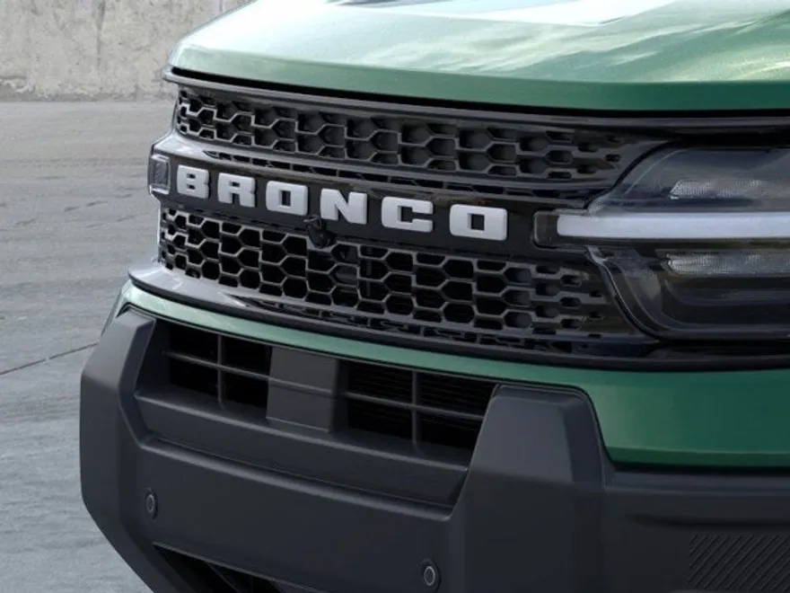 2025 Ford Bronco Sport Outer Banks photo 1