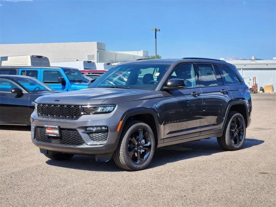 2025 Jeep Grand Cherokee Limited photo 1