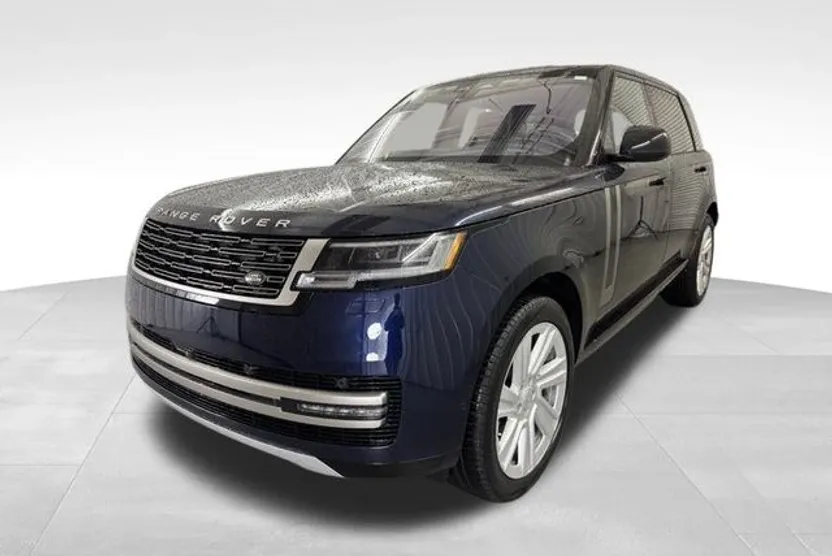 2023 Land Rover Range Rover SE photo 1