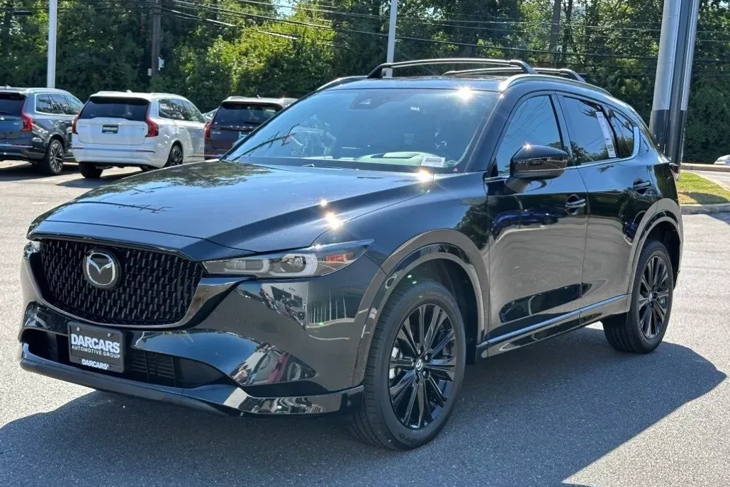 2024 Mazda CX-5 Premium photo 1