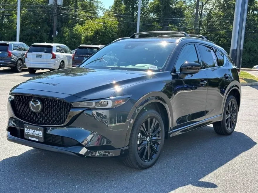 2024 Mazda CX-5 Premium photo 1