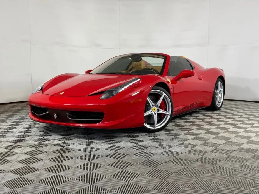 2013 Ferrari 458 Italia Spider photo 1