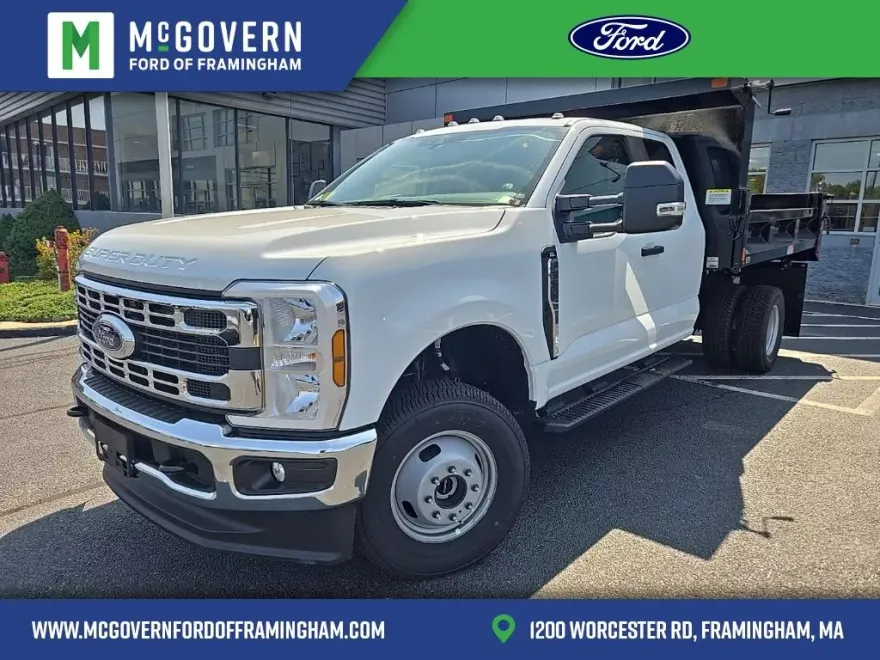 2025 Ford F-350 photo 1