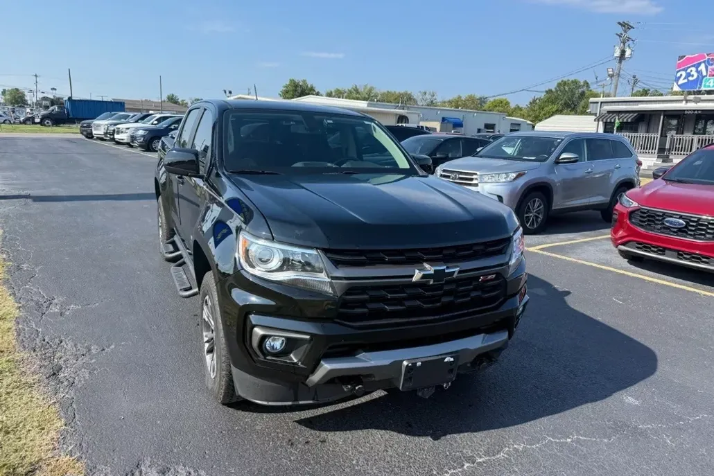 2022 Chevrolet Colorado Z71 photo 1