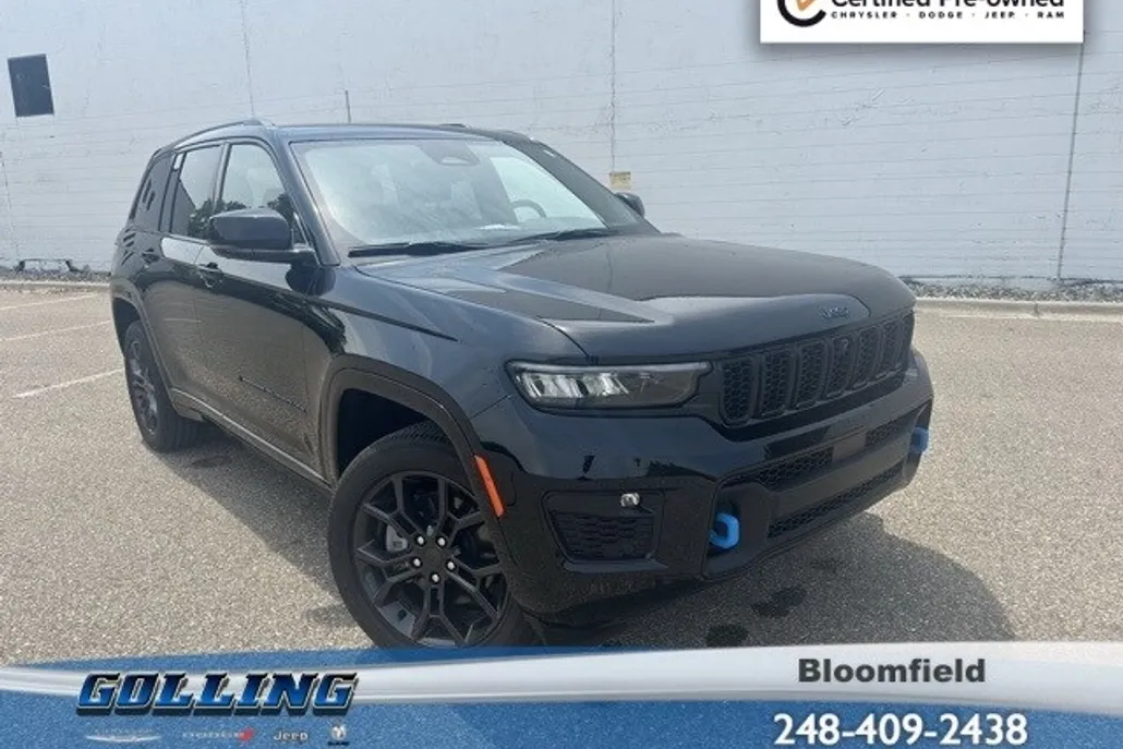 2025 Jeep Cherokee 4xe Anniversary Edition photo 1
